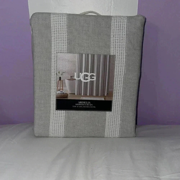 Ugg Ardelia Shower Curtain - Picture 4 of 7